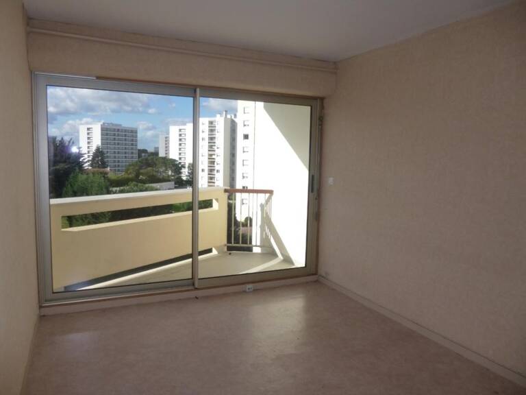 Studio - 24,09 m² - GRADIGNAN — photo 1