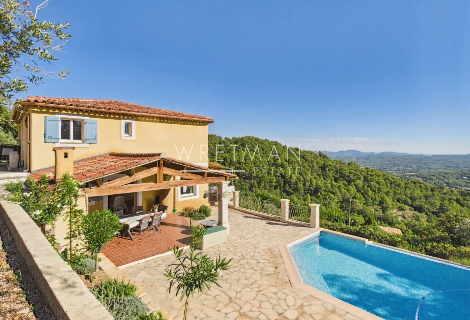Villa au calme avec piscine et vue époustouflante - Seillans — photo 1