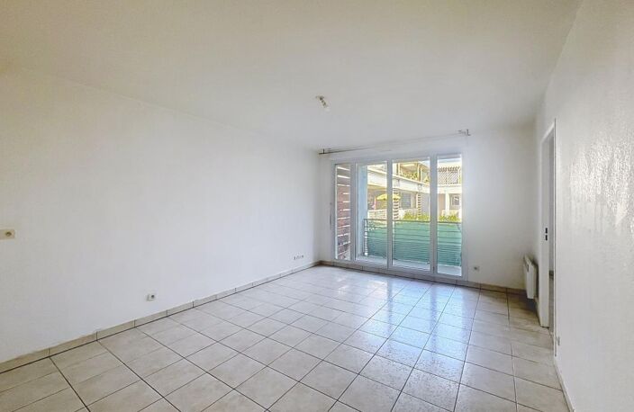 Appartement T2 À Louer - Terrasse - Parking - Montfavet — photo 3