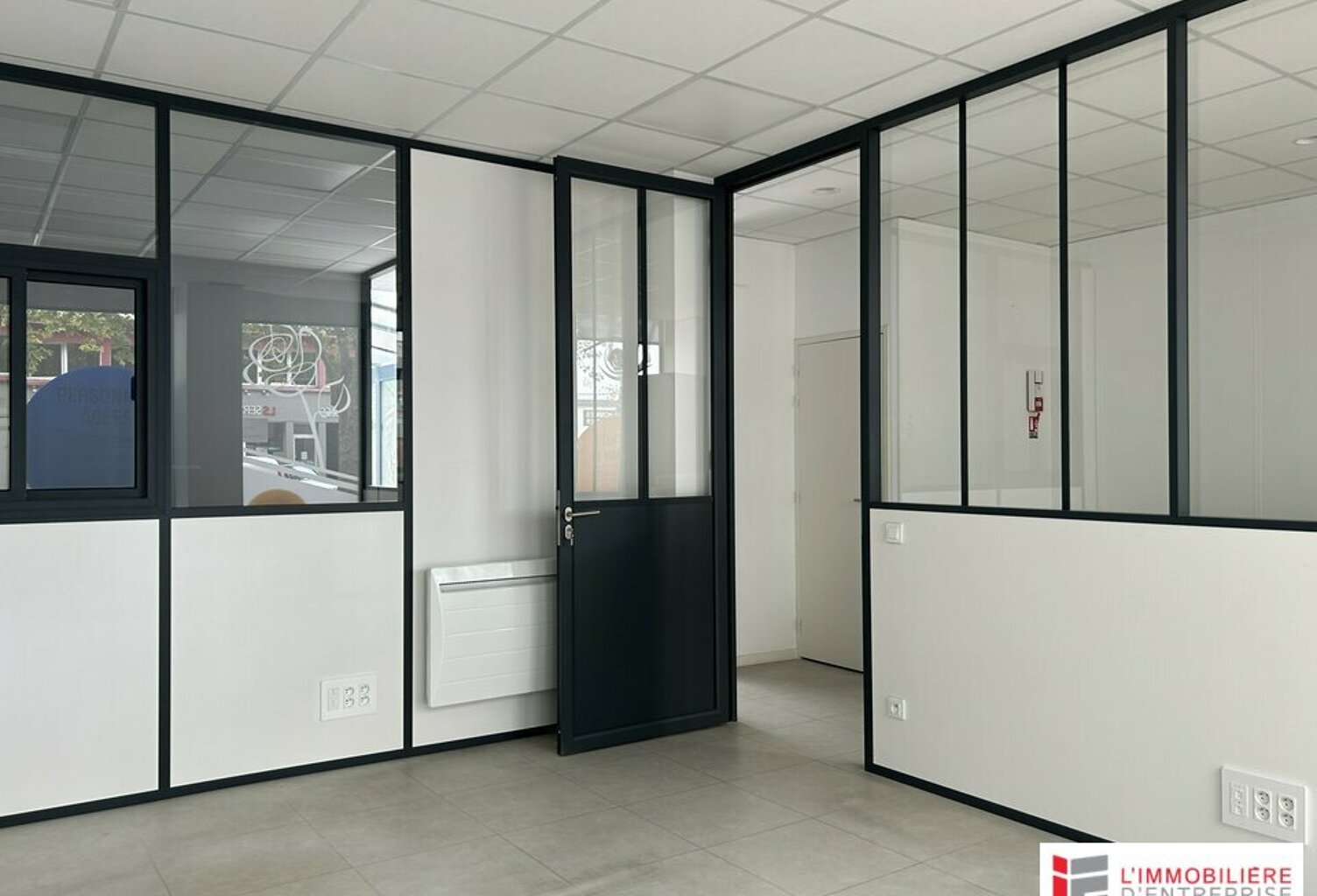 BUREAUX A LOUER — photo 1