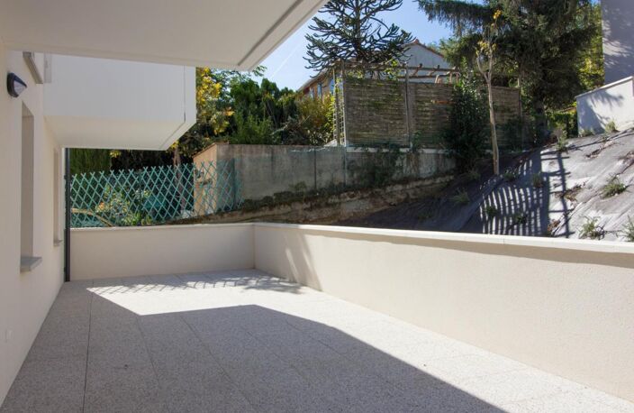 RANGUEIL - T3 avec Grande terrasse et parking — photo 3