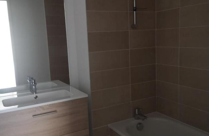 T3 RECENT RDJ CENTRE BRUGUIERES — photo 4