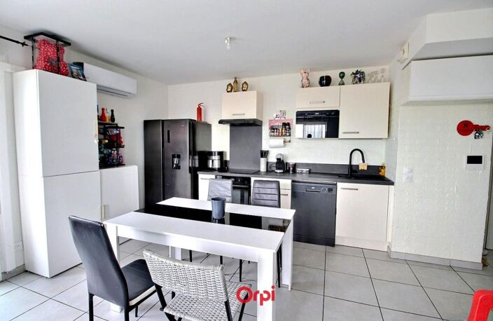 Appartement À Vendre — photo 2