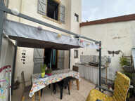 Maison de village avec terrasse et local commercial — photo 2