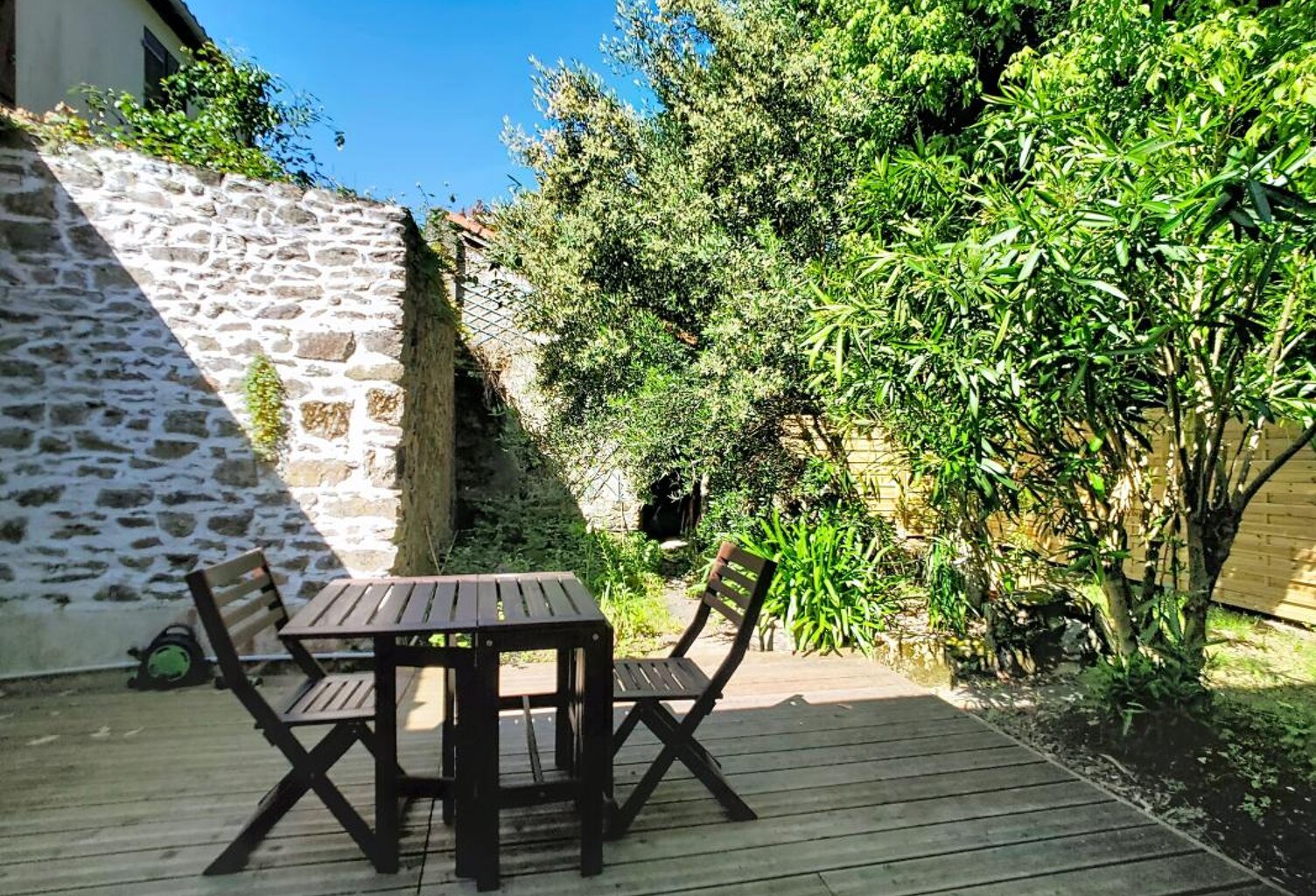 Maison À Louer - 3 chambres — photo 1