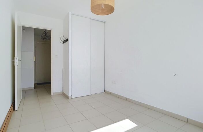 Appartement T3 de 64 m² avec terrasse et parking – Saint-Sébastien-sur-Loire — photo 5