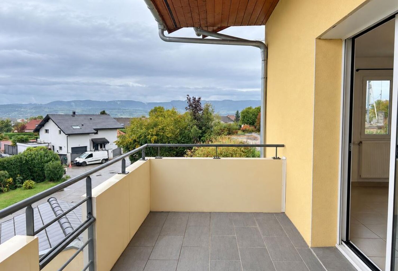 Appartement À Vendre — photo 1