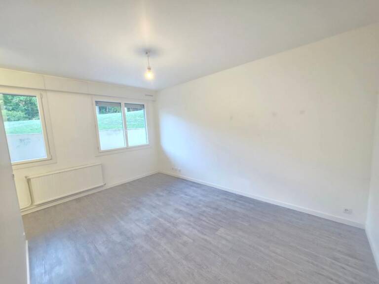 Appartement À Vendre — photo 1