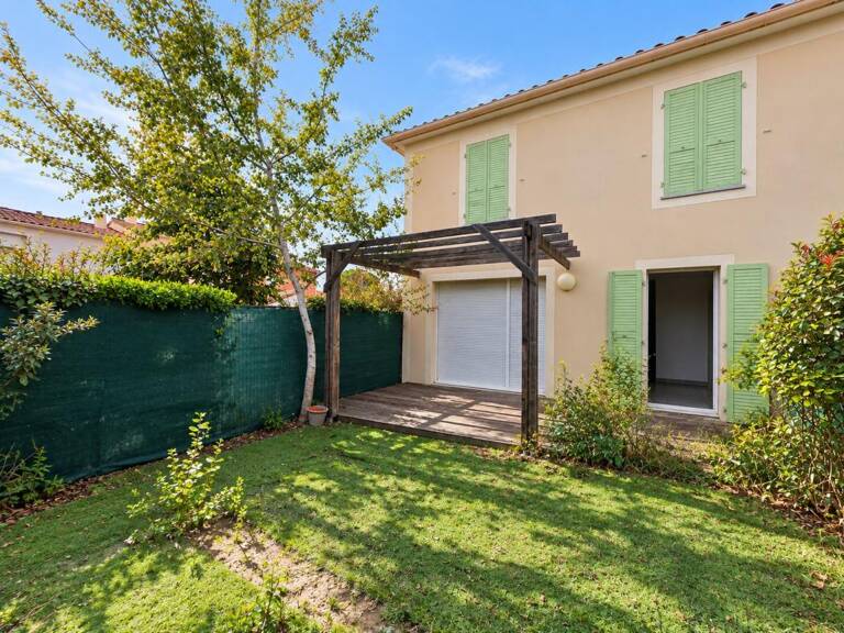AVIGNON – MAISON 4 PIÈCES AVEC 3 CHAMBRES ET 2 PARKINGS PRIVATIFS — photo 1