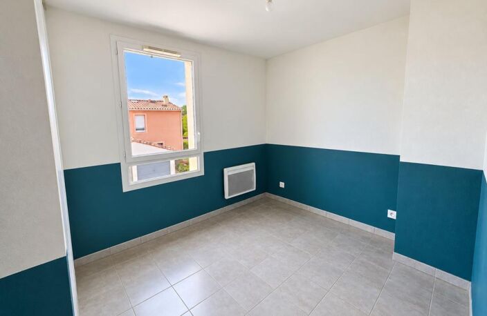 AVIGNON – MAISON 4 PIÈCES AVEC 3 CHAMBRES ET 2 PARKINGS PRIVATIFS — photo 5