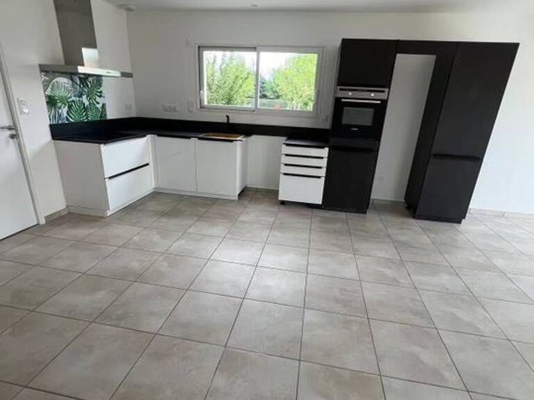 Maison de 100m2 à louer sur Longages — photo 1