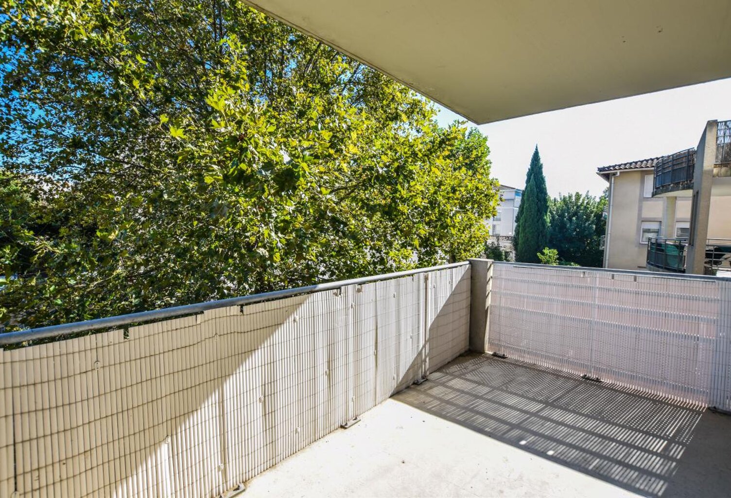 Lumineux T4 de 77 m² avec balcon et garage — Avignon — photo 1