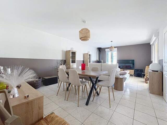 Maison À Vendre ANGOULINS — photo du bien