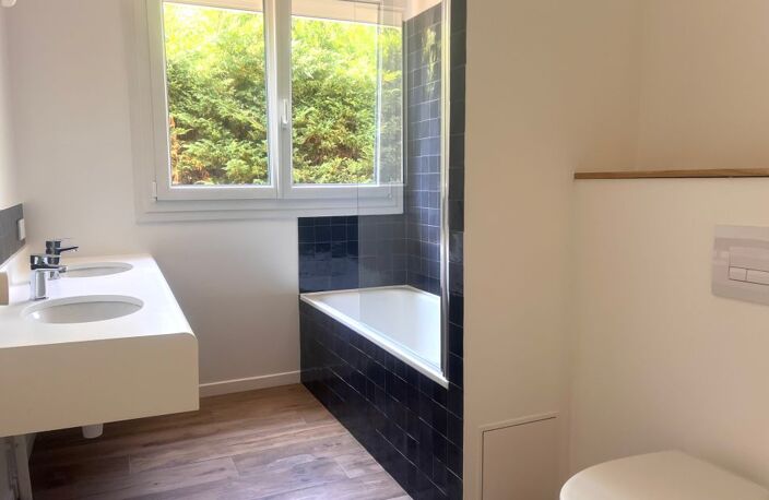 Maison de 132m2 à louer sur Lissieu — photo 4