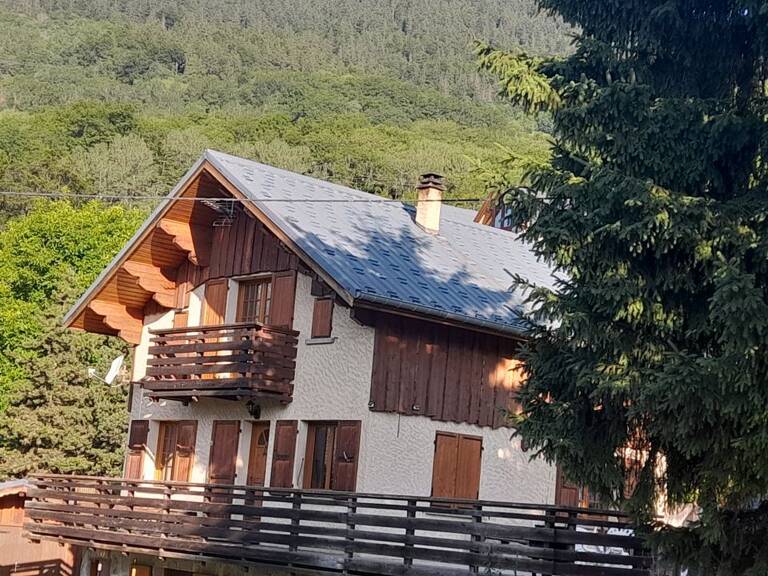 Appartement de 96m2 à louer sur Auris — photo 1