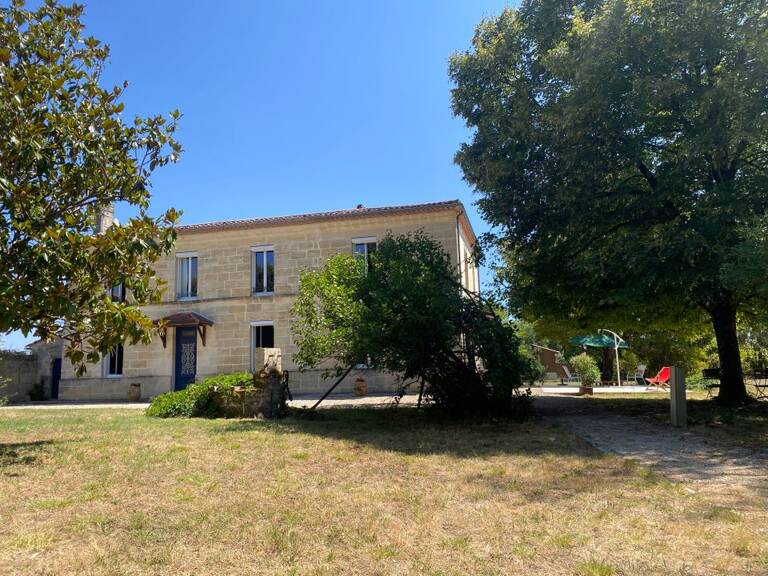 Maison de 270m2 à louer sur Saint-André-de-Cubzac — photo 1