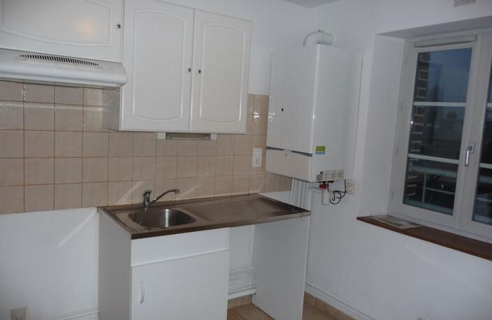 Appartement de 58m2 à louer sur Sens — photo 2