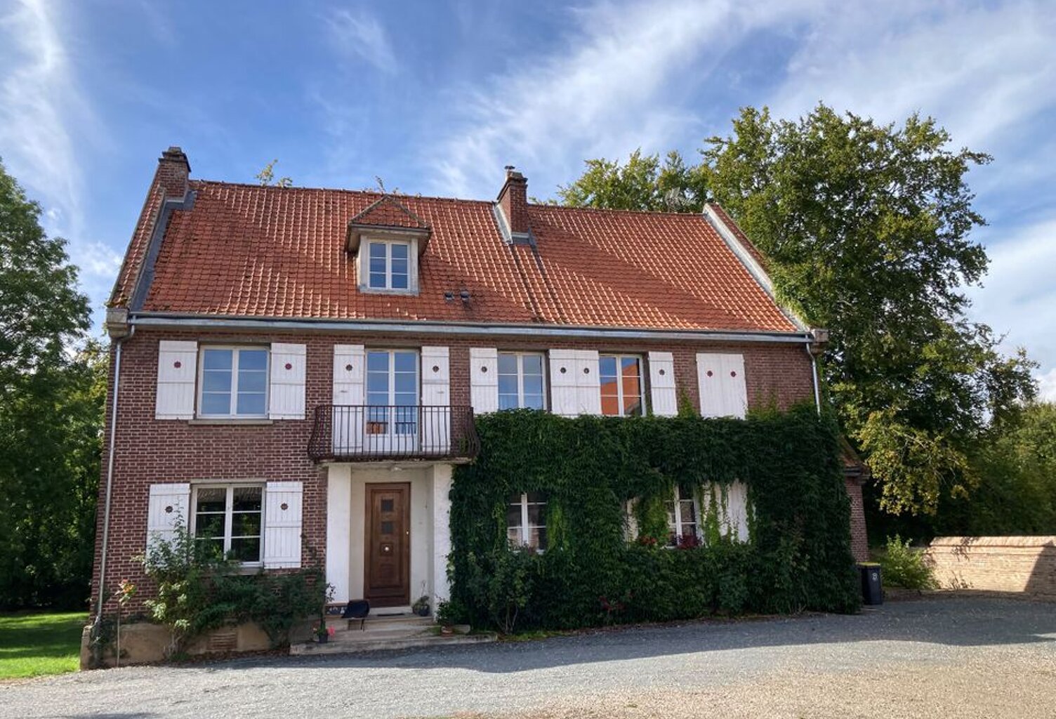 Maison de 300m2 à louer sur Tailly — photo 1