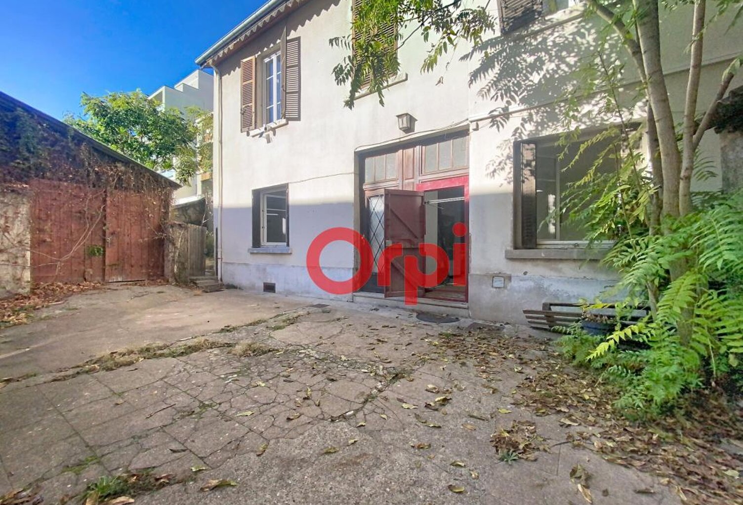 À VENDRE – MAISON AVEC JARDIN – LYON 3e, MONTCHAT — photo 1