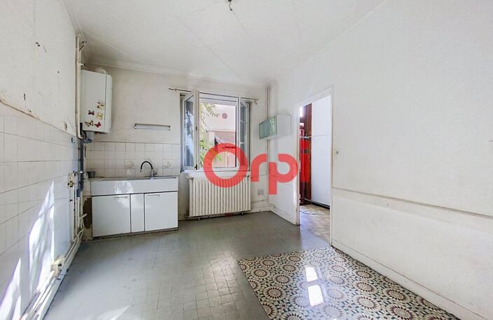 À VENDRE – MAISON AVEC JARDIN – LYON 3e, MONTCHAT — photo 4