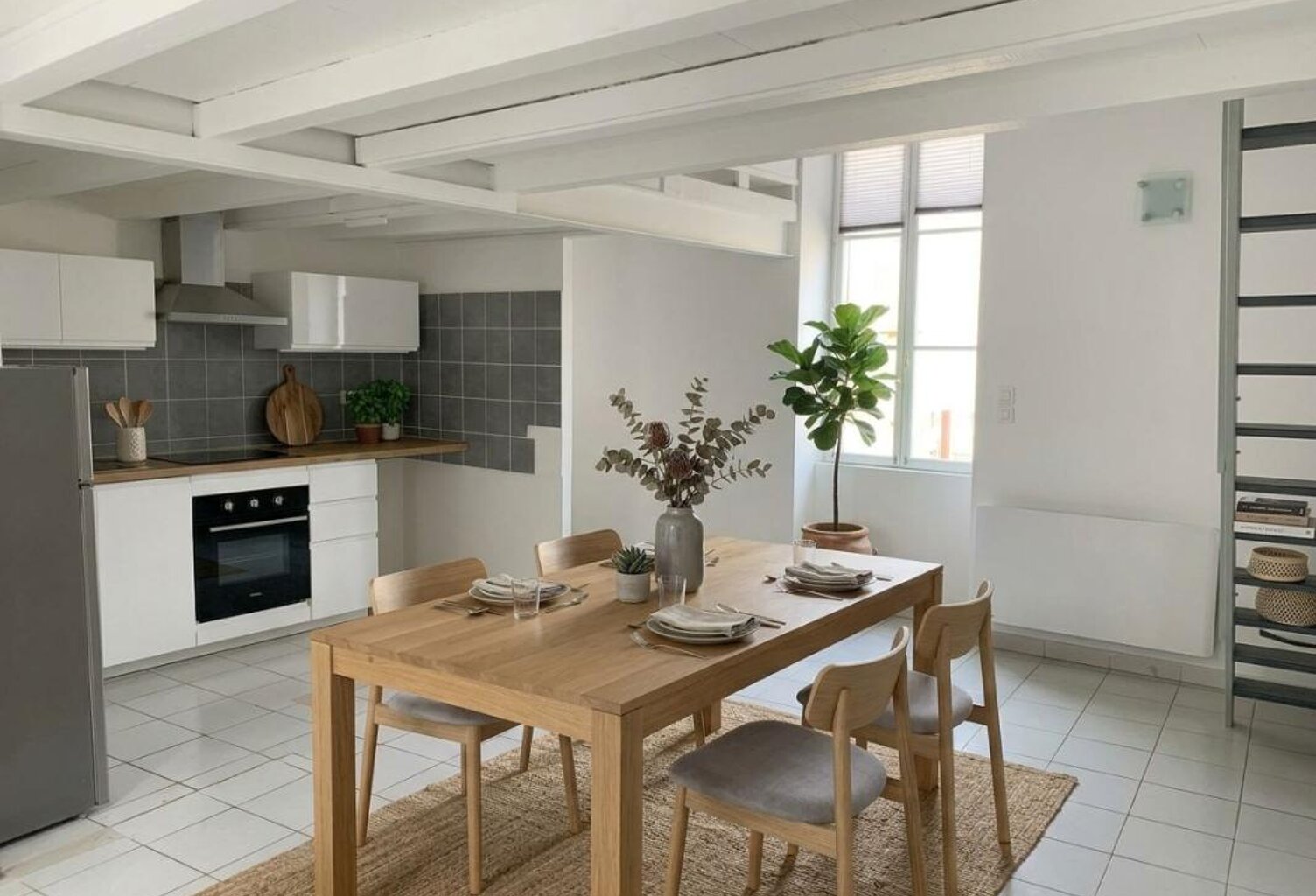 Appartement À Louer — photo 1