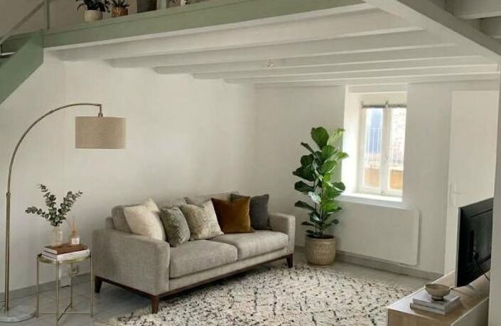 Appartement À Louer — photo 2