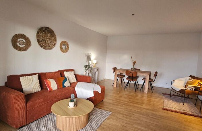 Appartement À Louer — photo 2