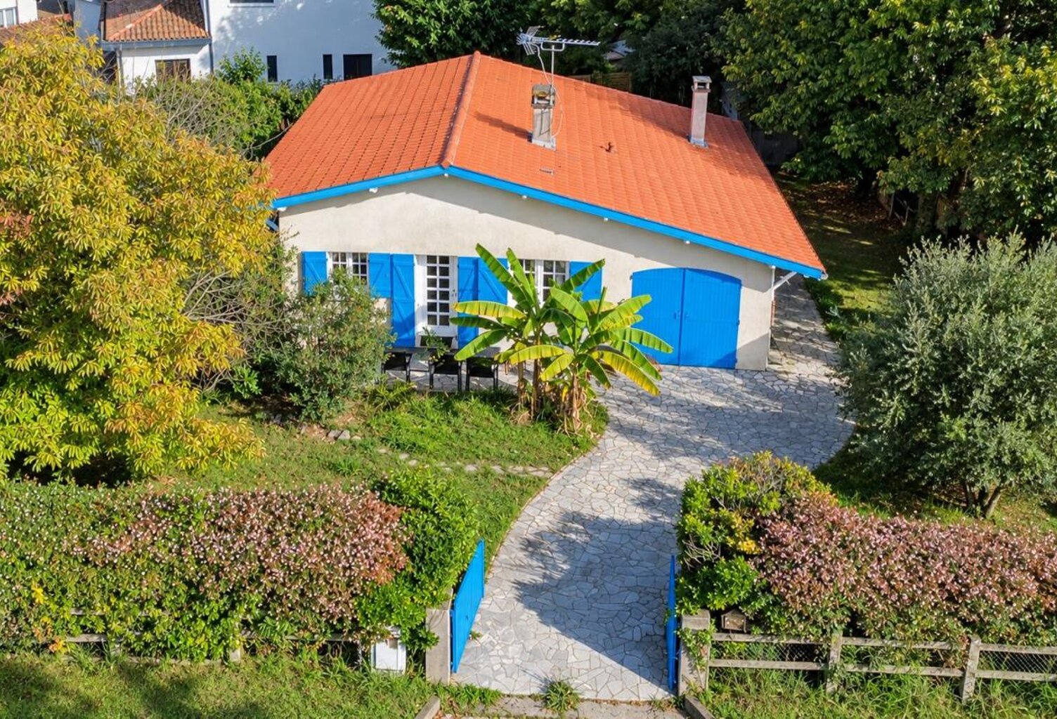 Maison 82 m² avec garage et terrain de 802 m² — photo 1