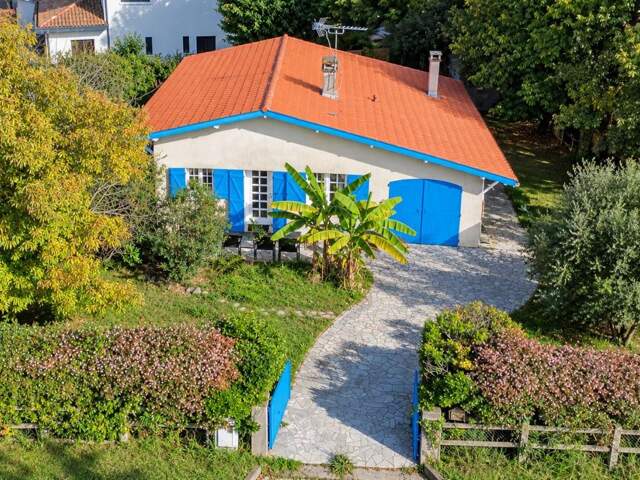 Maison 82 m² avec garage et terrain de 802 m² — photo du bien