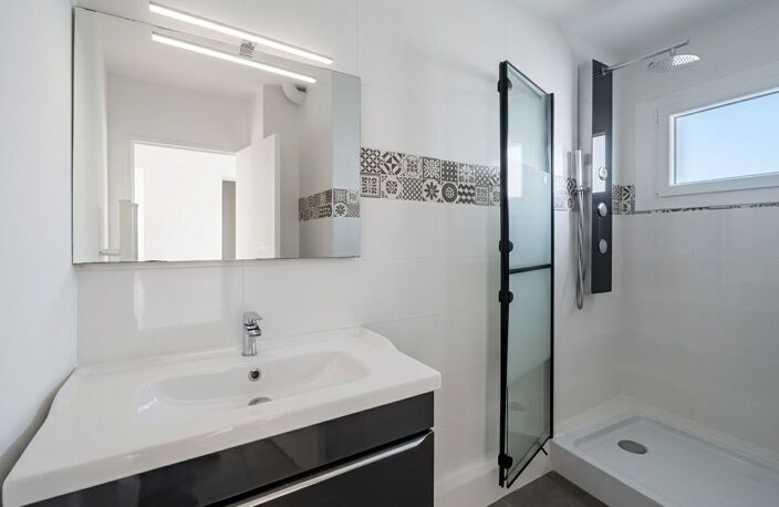 DAX – Appartement T2 avec balcon, parking et cave : un emplacement pratique au quotidien ! — photo 5