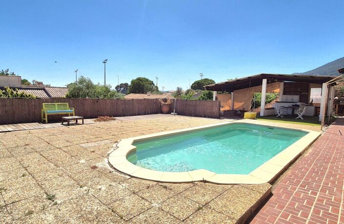 LA VALETTE DU VAR - Maison T5 avec piscine + dépendance T2 — photo 3