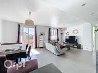 SAINT-RAPHAËL – APPARTEMENT 3 PIÈCES TRAVERSANT EXPOSÉ SUD AVEC BALCON, PARKING ET CAVE — photo 2