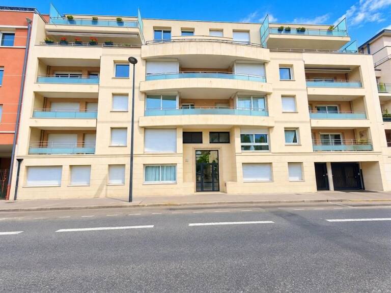 Appartement À Vendre — photo 1