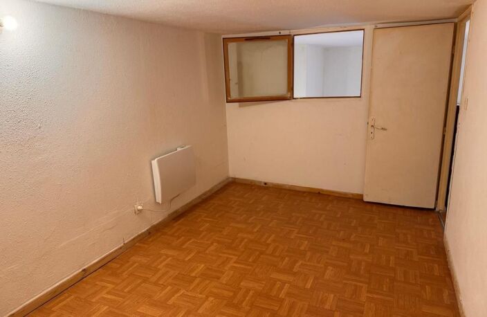 Appartement À Louer Saint-Ambroix — photo 2