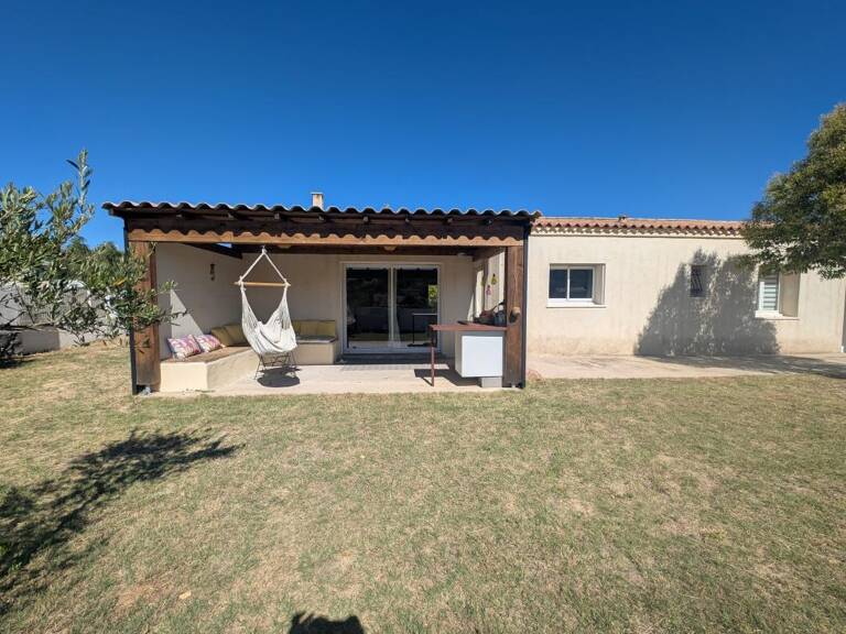VILLA DE PLAIN-PIED AVEC JARDIN, PISCINABLE ET SANS VIS-À-VIS – NIZAS — photo 1