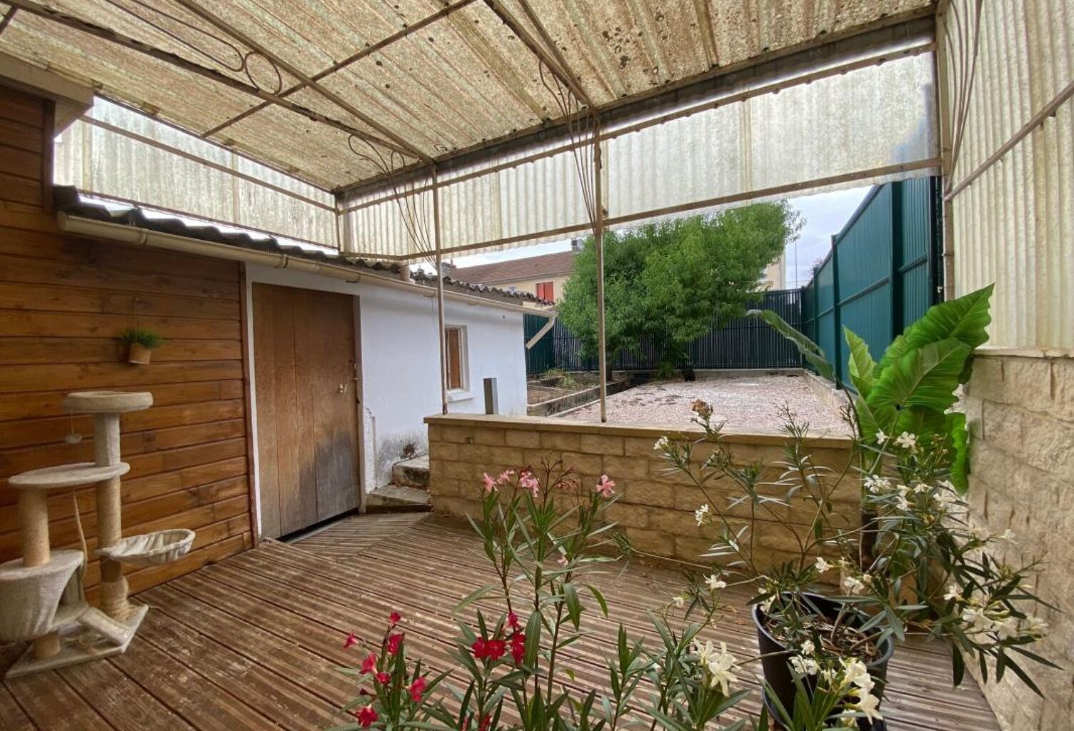Maison À Louer — photo 1