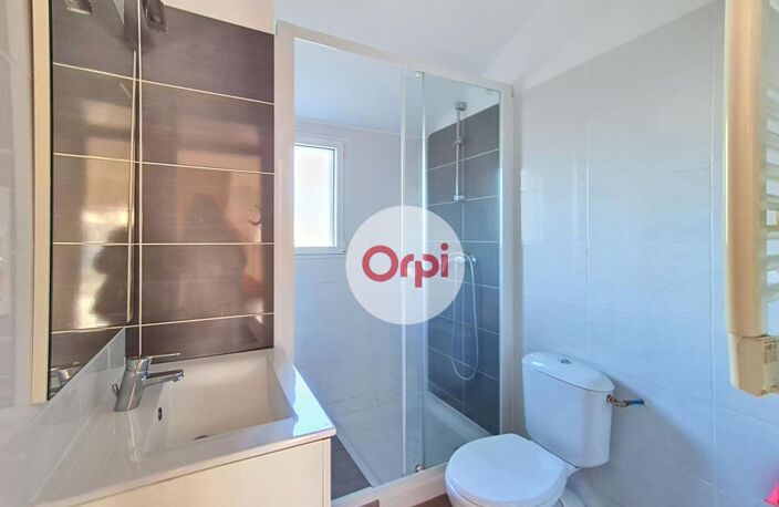 A LOUER MAISON 2 CHAMBRES - BILLIERS — photo 5