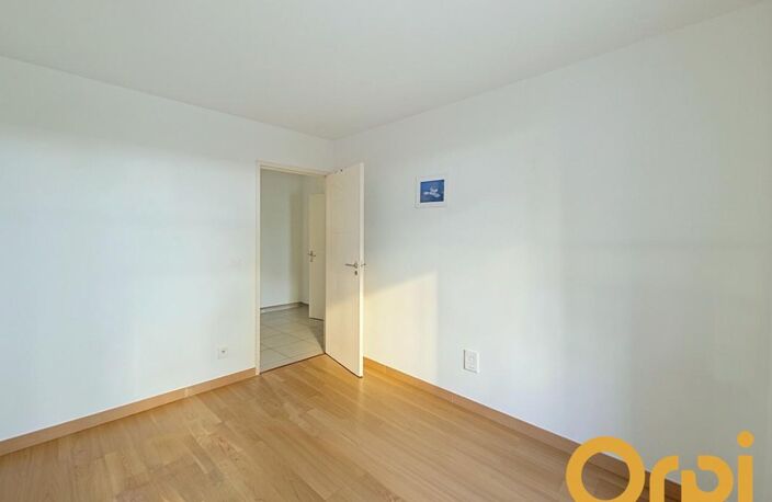Grand T4 au calme avec jardin sud, cave et garage — photo 4