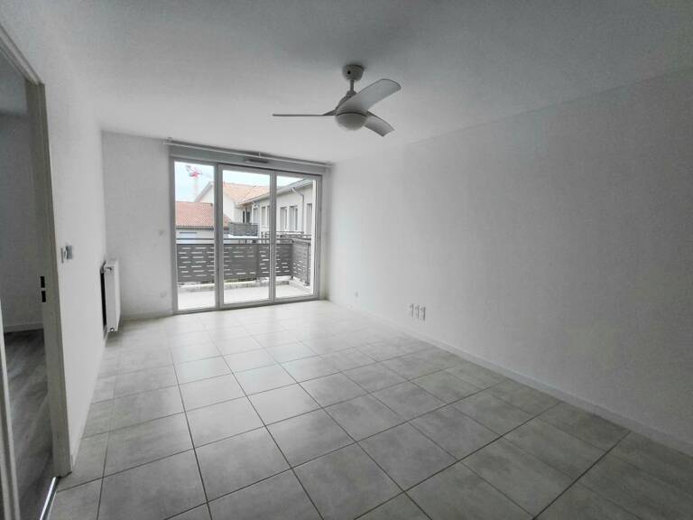 CASTELMAUROU - appt T2 de 41 m² avec parking — photo 1
