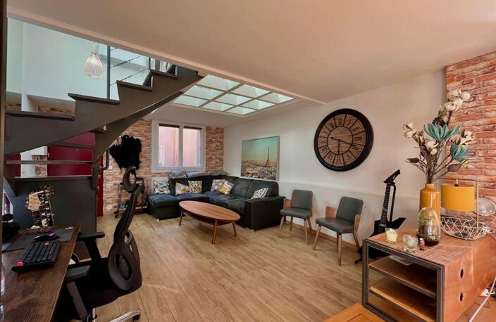 TOULOUSE PLACE SAINT GEORGES - T2 BIS MEUBLE DUPLEX 61,41m² — photo 5