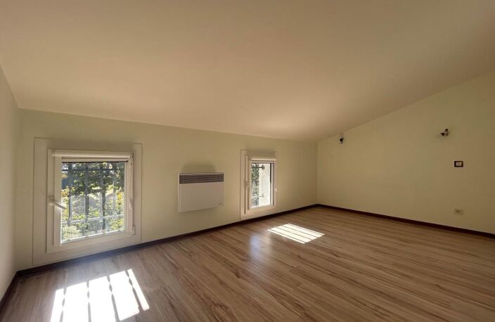 Appartement Duplex À Louer — photo 4