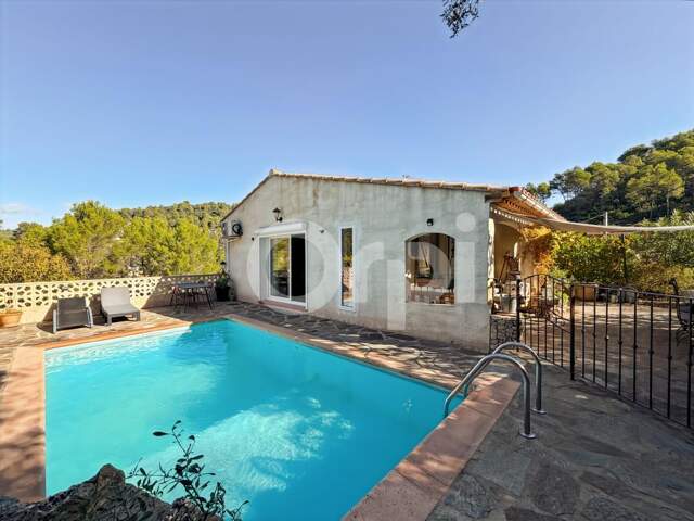 COUP DE COEUR – Maison familiale de 200 m² avec piscine, vue panoramique et T2 indépendant — photo du bien