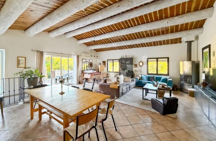 COUP DE COEUR – Maison familiale de 200 m² avec piscine, vue panoramique et T2 indépendant — photo 3