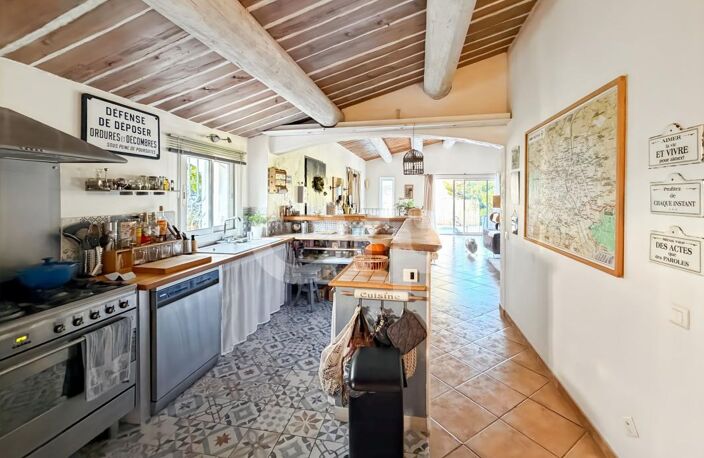 COUP DE COEUR – Maison familiale de 200 m² avec piscine, vue panoramique et T2 indépendant — photo 5