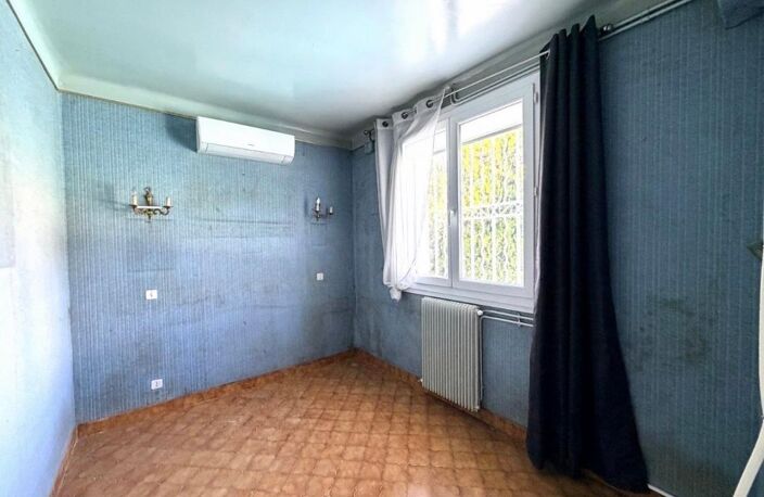 NÎMES – APPARTEMENT EN REZ-DE-CHAUSSÉE DE VILLA – 111,42 M² – À RÉNOVER PISCINE PRIV — photo 5