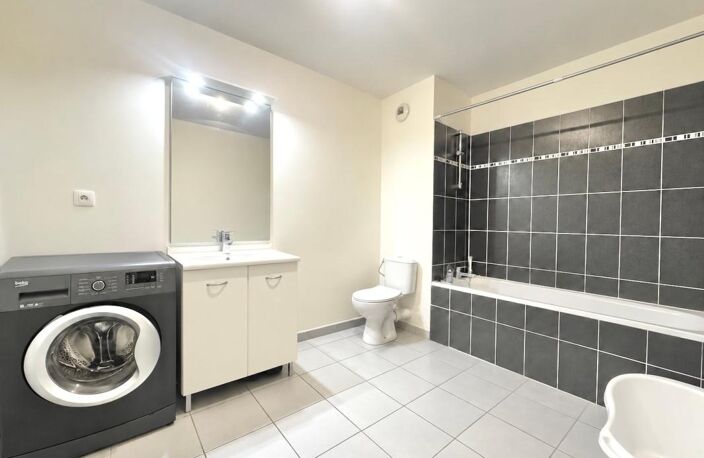 À Vendre T2 de 41.45m² avec place de parking - Secteur Capelette — photo 4