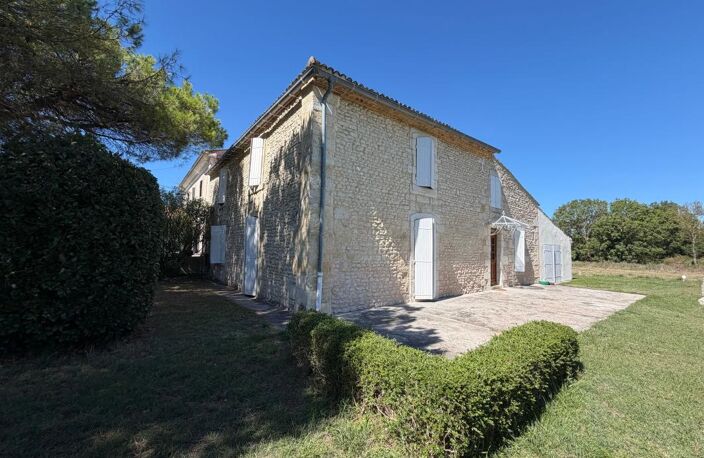 Maison en pierre à vendre secteur BARZAN — photo 2