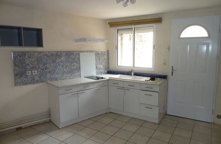 CENTRE SAINT AIGNAN - MAISON DE VILLE T2 + COURETTE — photo 2