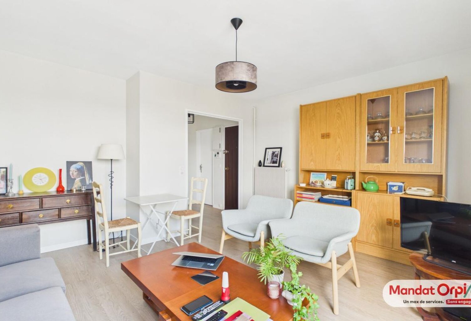 À VENDRE REIMS-GAMBETTA : 46M2 en dernier étage avec Box fermé, vue Cathédrale et Basilique — photo 1