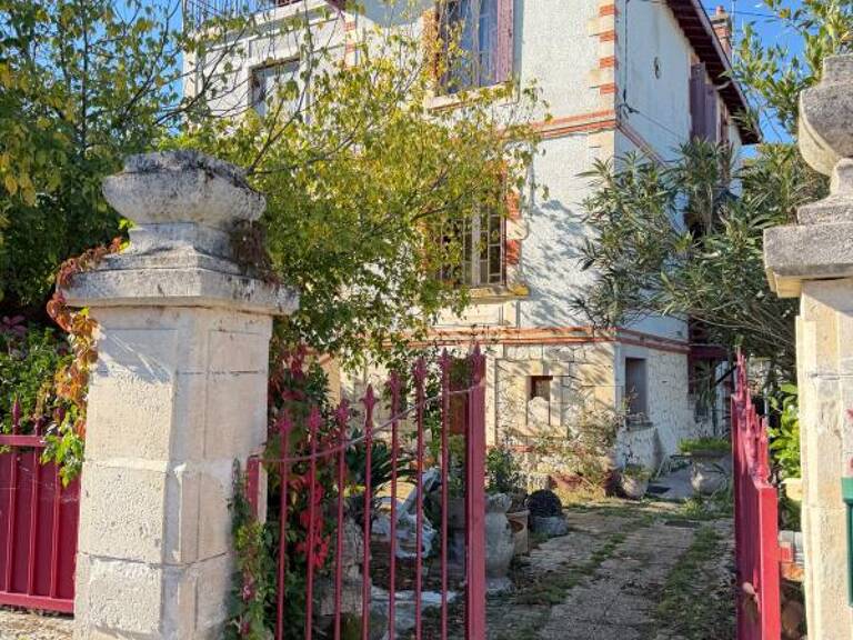 VILLA d'EPOQUE à rénover — photo 1